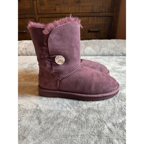 UGG Australia Bailey Button Bling Purple Suede Leather Sheepskin Boots Size 7 - Picture 1 of 7